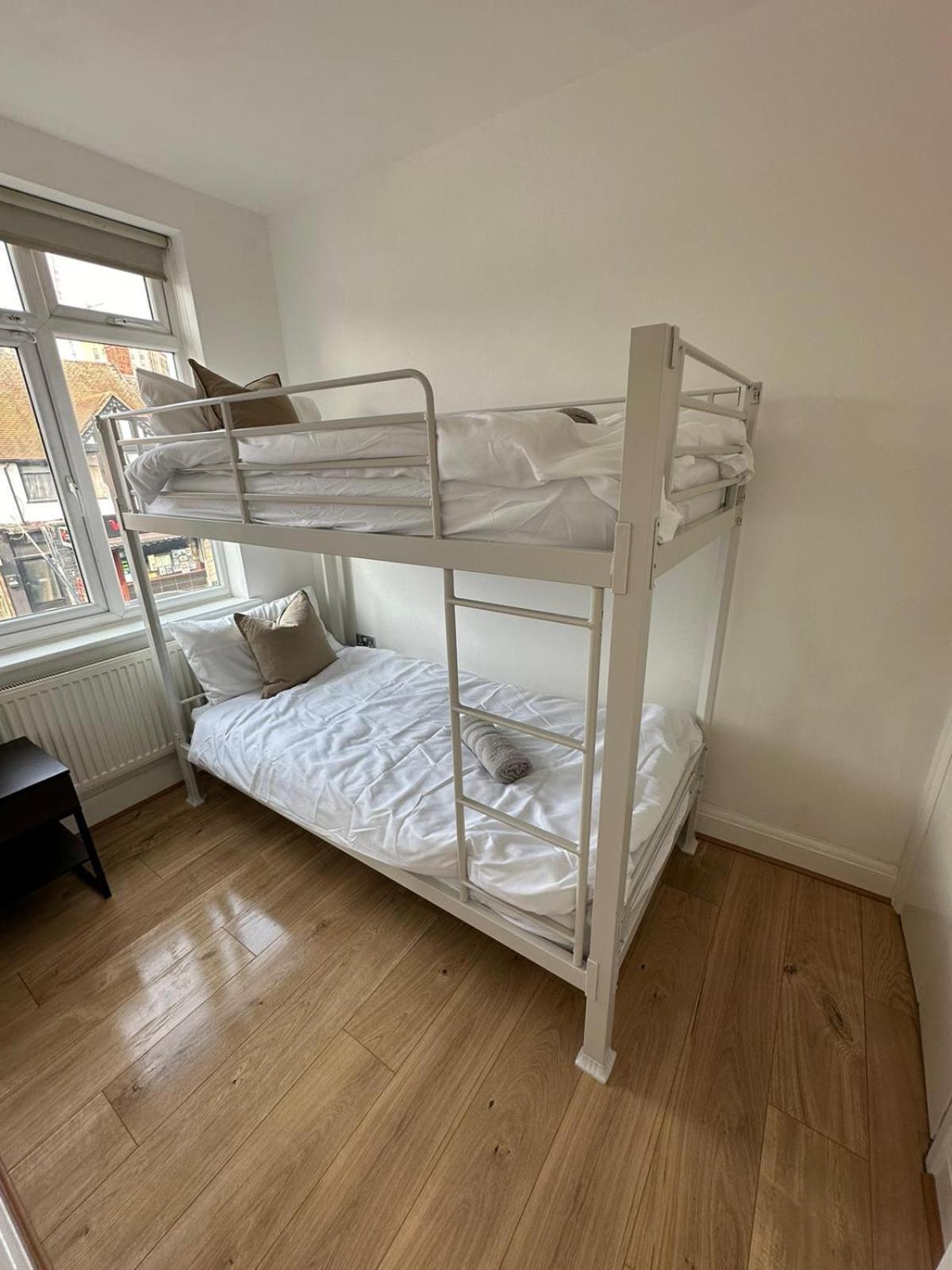 Central & Cozy 3Br Apt - High Chair - Free Parking London Luaran gambar