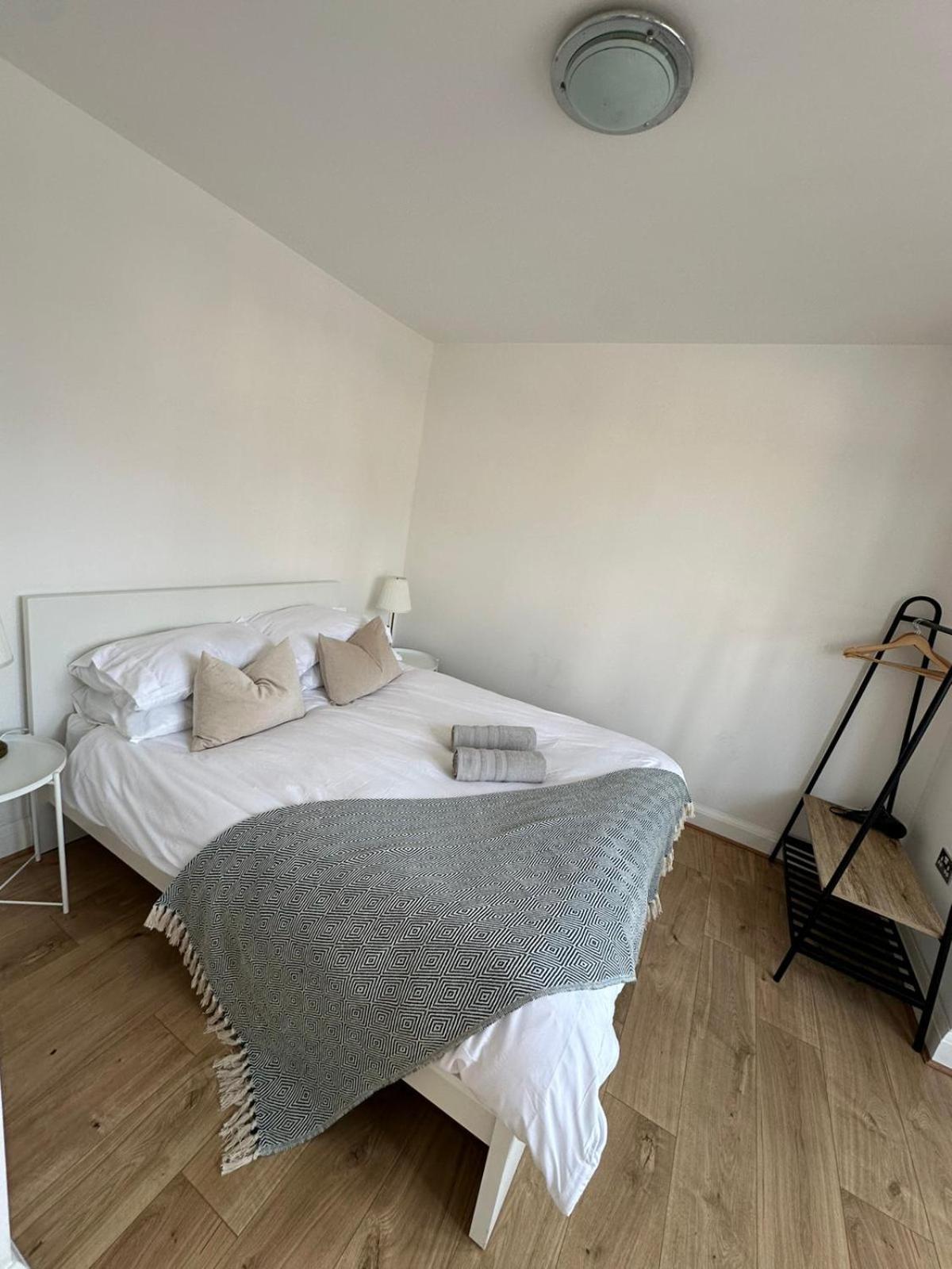 Central & Cozy 3Br Apt - High Chair - Free Parking London Luaran gambar