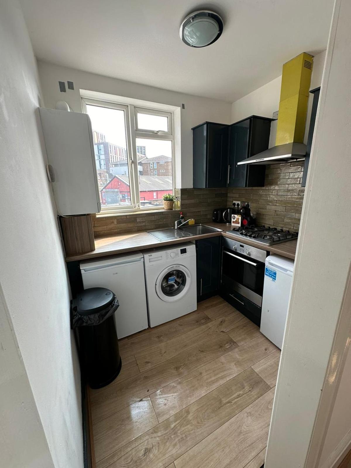 Central & Cozy 3Br Apt - High Chair - Free Parking London Luaran gambar